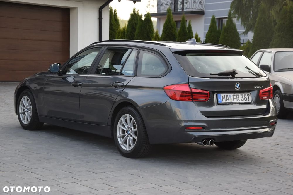 BMW Seria 3 320i Advantage - 6