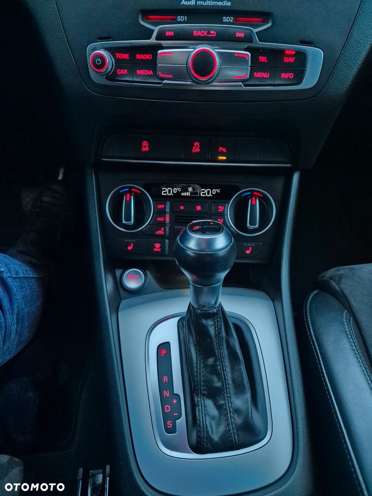 Audi Q3 1.4 TFSI CoD ultra Sport S tronic - 24