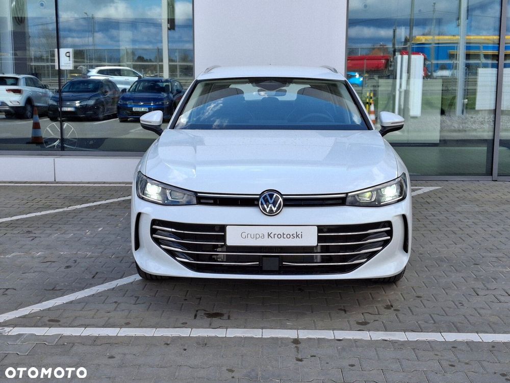 Volkswagen Passat Variant 1.5 TSI EVO Elegance DSG - 2