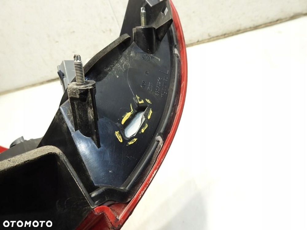 LAMPA LEWY TYŁ VOLVO XC60 I 89075216 - 3