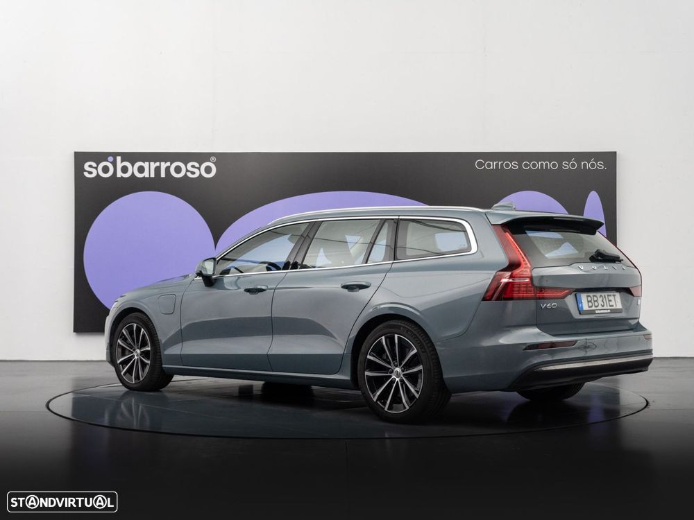 Volvo V60 2.0 T6 AWD TE Essential - 4