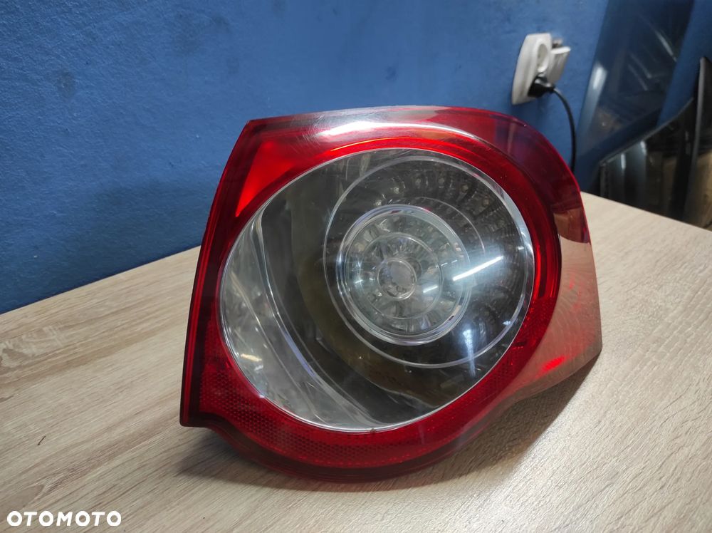 LAMPA TYŁ PRAWY TYLNA PRAWA VW PASSAT B6 KOMBI 3C9 LEDY OK OE SPRAWNE WYSYŁKA !!!!! - 2