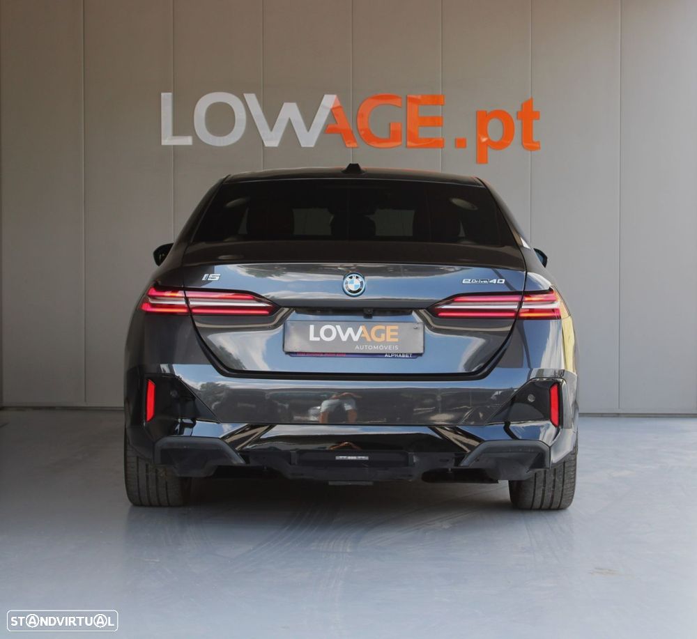 BMW i5 eDrive40 Pack Desportivo M - 12