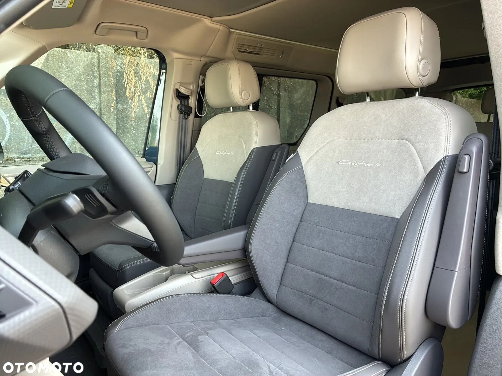 Volkswagen California - 14