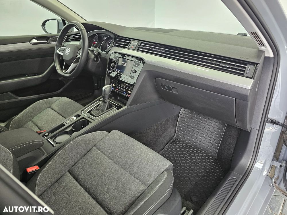 Volkswagen Passat 1.5 TSI ACT OPF DSG Comfortline - 24