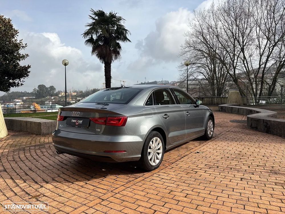 Audi A3 Limousine 1.6 TDI Sport S tronic - 5