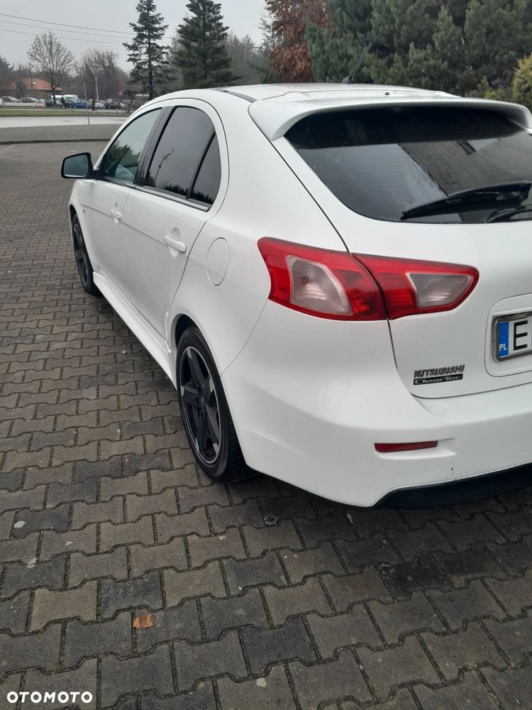 Mitsubishi Lancer 1.6 Invite - 5