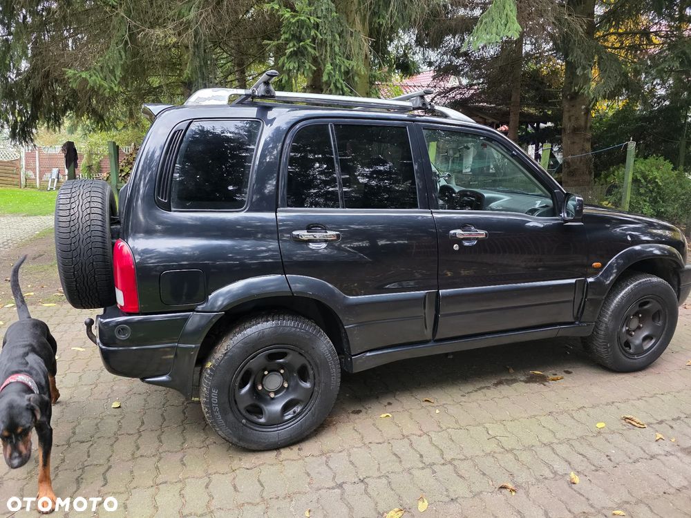 Suzuki Grand Vitara 2.0 - 6