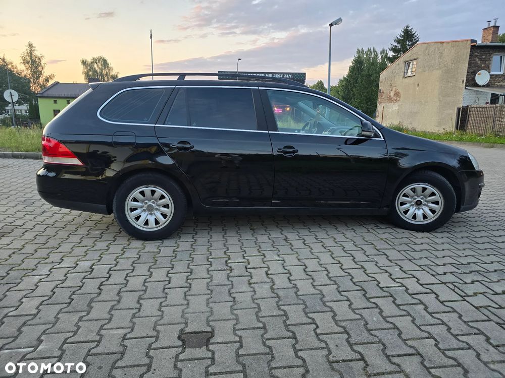 Volkswagen Golf 2.0 TDI Comfortline DSG - 14