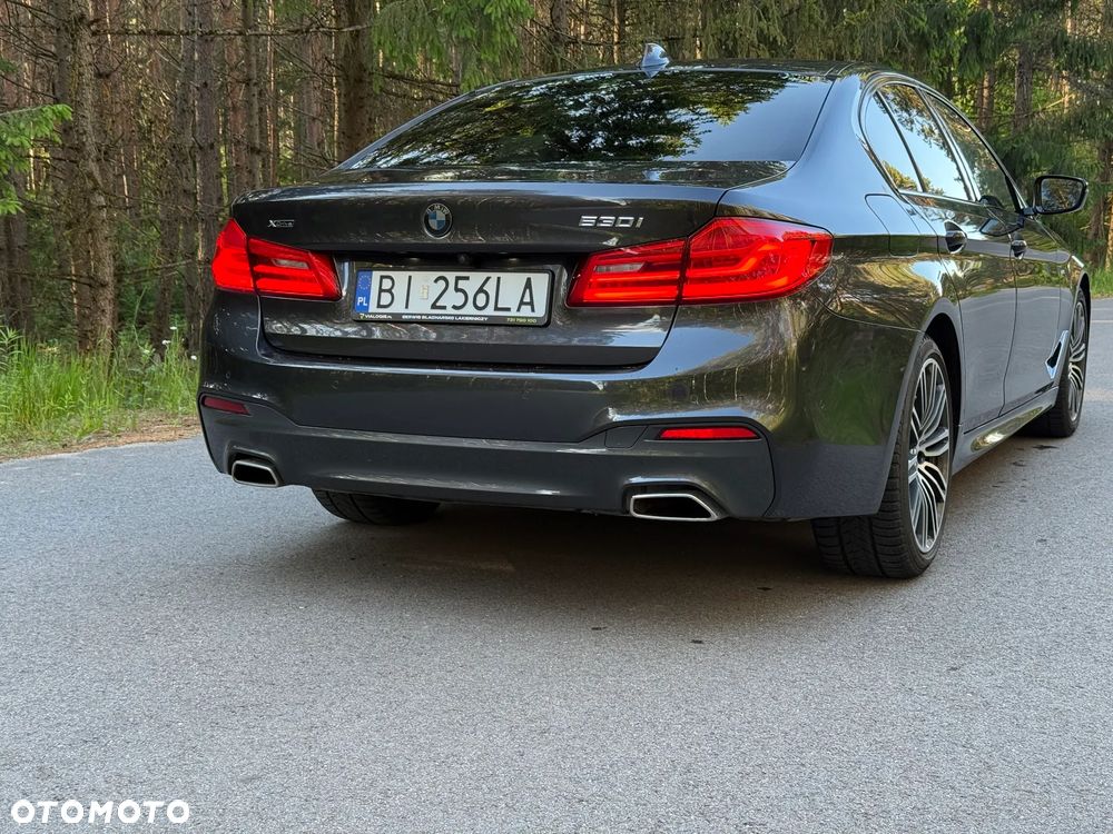 BMW Seria 5 530i xDrive M Sport sport - 9