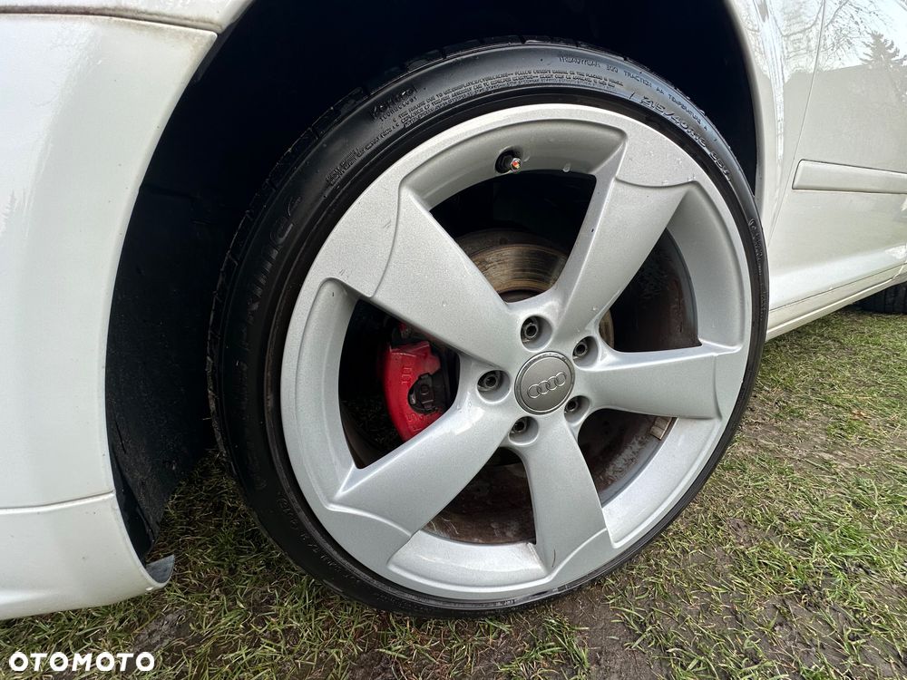 Audi A3 3-drzwiowe 1.6 S Line Sportpaket plus - 24