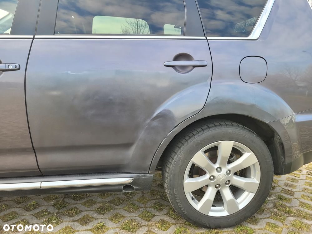 Mitsubishi Outlander 2.0 DID Instyle - 15