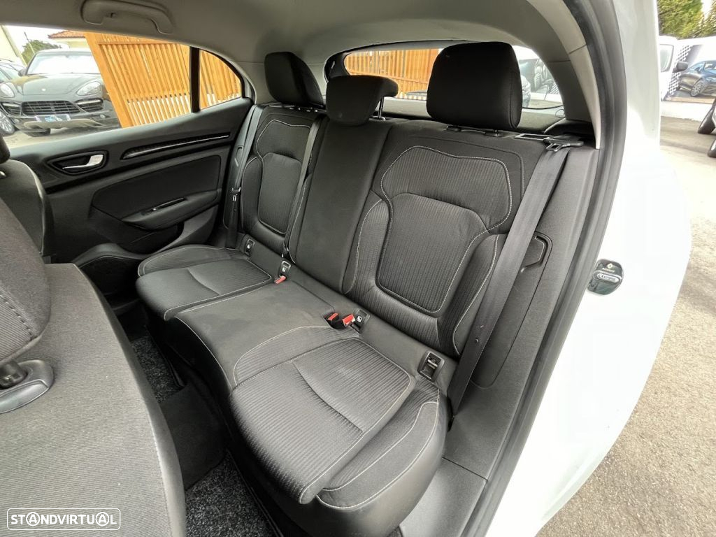 Renault Mégane 1.5 dCi Zen - 48