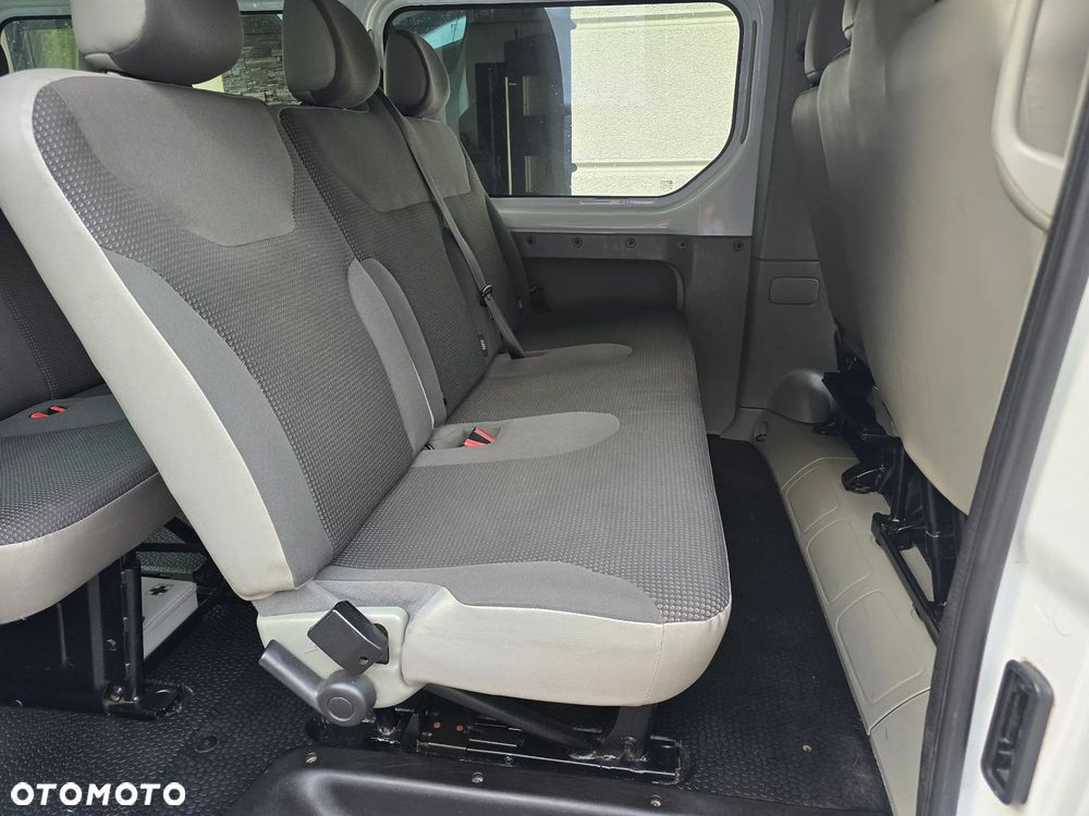 Opel Vivaro L2H1 - 12