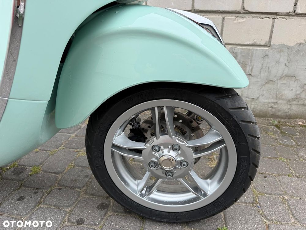 Vespa Primavera - 8