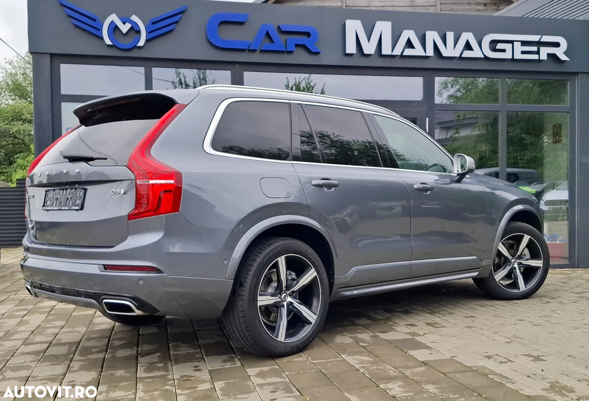 Volvo XC 90 D5 AWD R-Design - 4