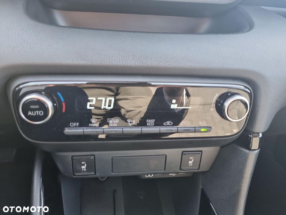 Toyota Yaris Hybrid 1.5 Style - 21