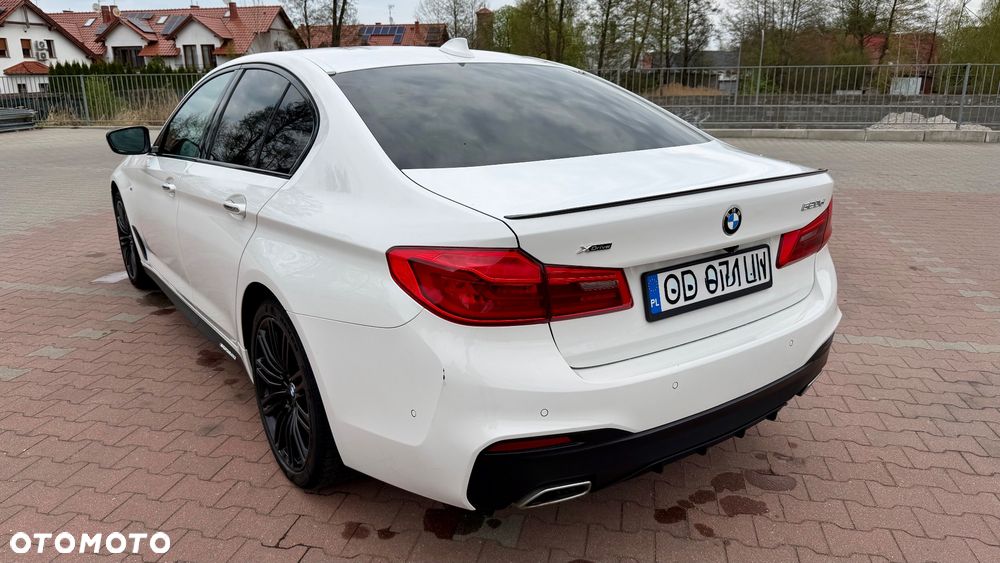 BMW Seria 5 520d xDrive M Sport sport - 3