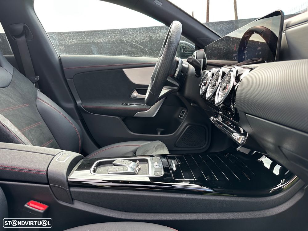 Mercedes-Benz CLA 180 d 8G-DCT AMG Line Advanced Plus - 12