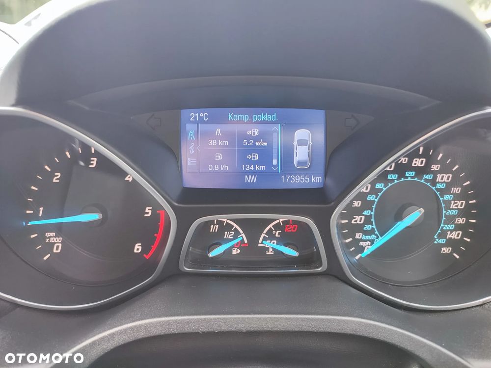 Ford Kuga 2.0 TDCi 4x4 Titanium - 32