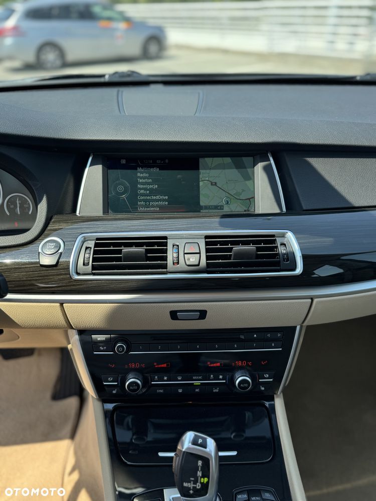 BMW 5GT 530d xDrive Luxury Line - 12