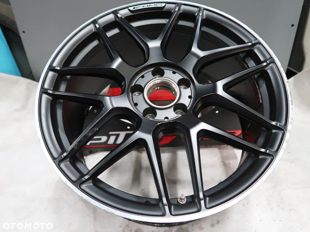 W033 Felga Mercedes A1774012400 9x19et52 - 2