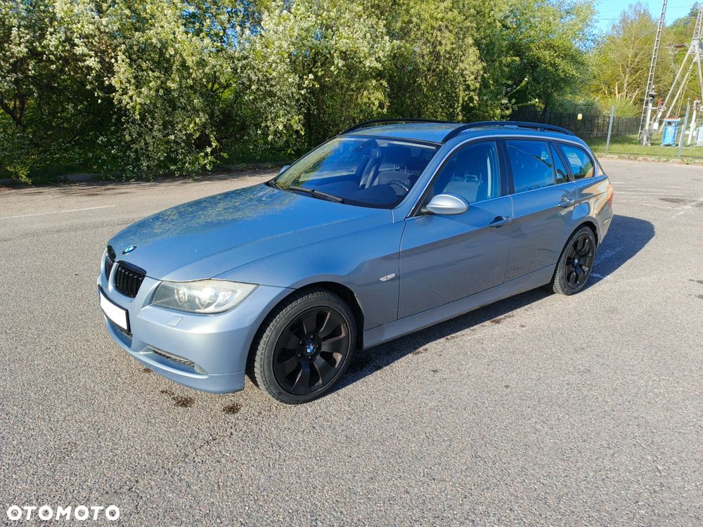 BMW Seria 3 325xi - 3