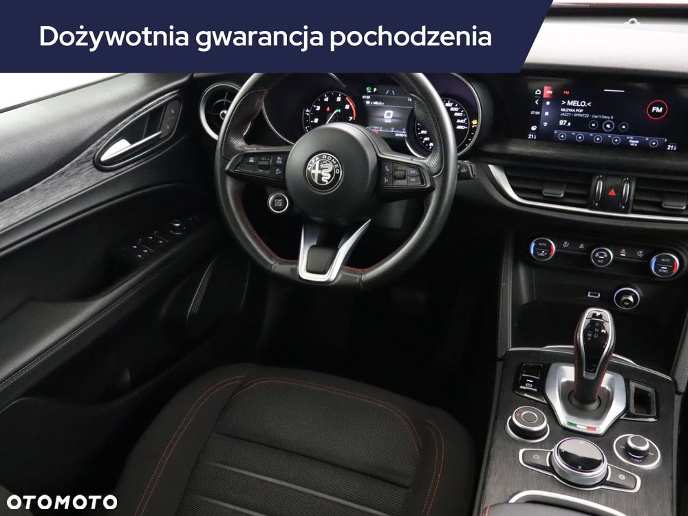 Alfa Romeo Stelvio - 9