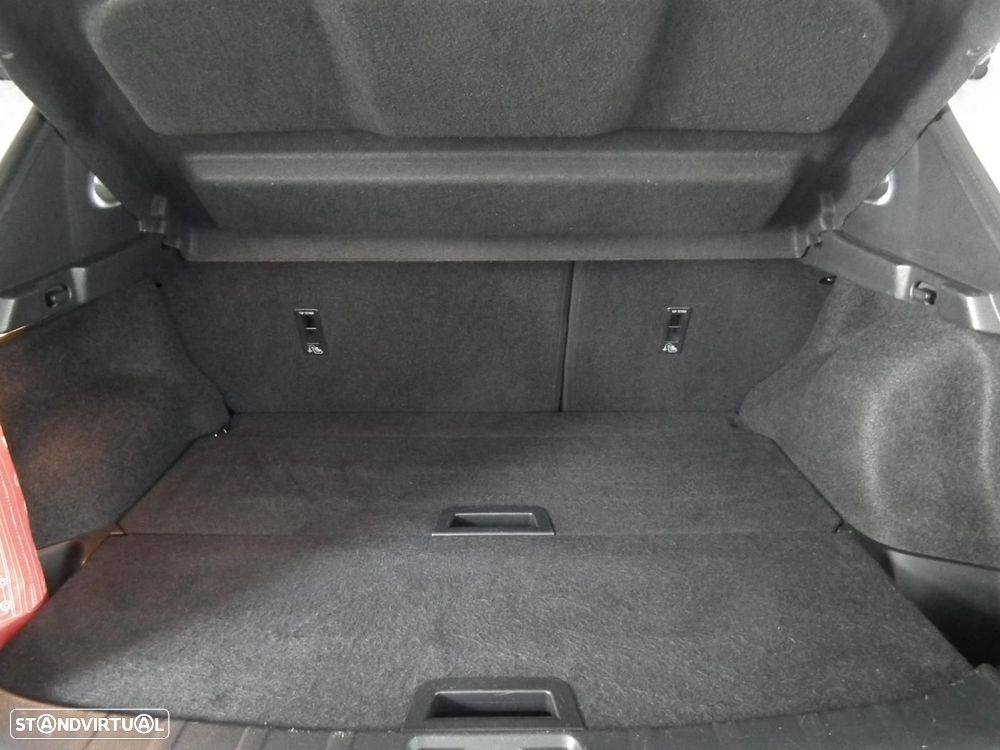 Nissan Qashqai 1.6 dCi N-Connecta 18 Xtronic - 21