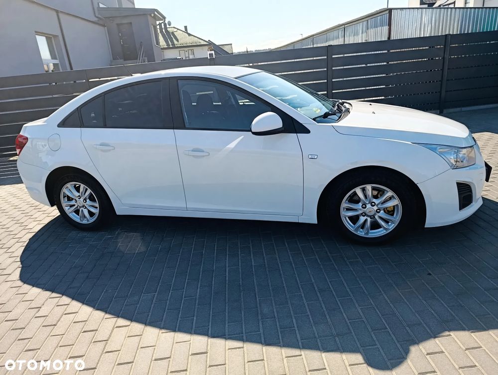 Chevrolet Cruze 1.7 LT - 3