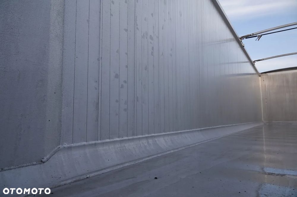 Benalu WYWROTKA 62 m3 / WAGA : 5900 KG / 2021 - 20