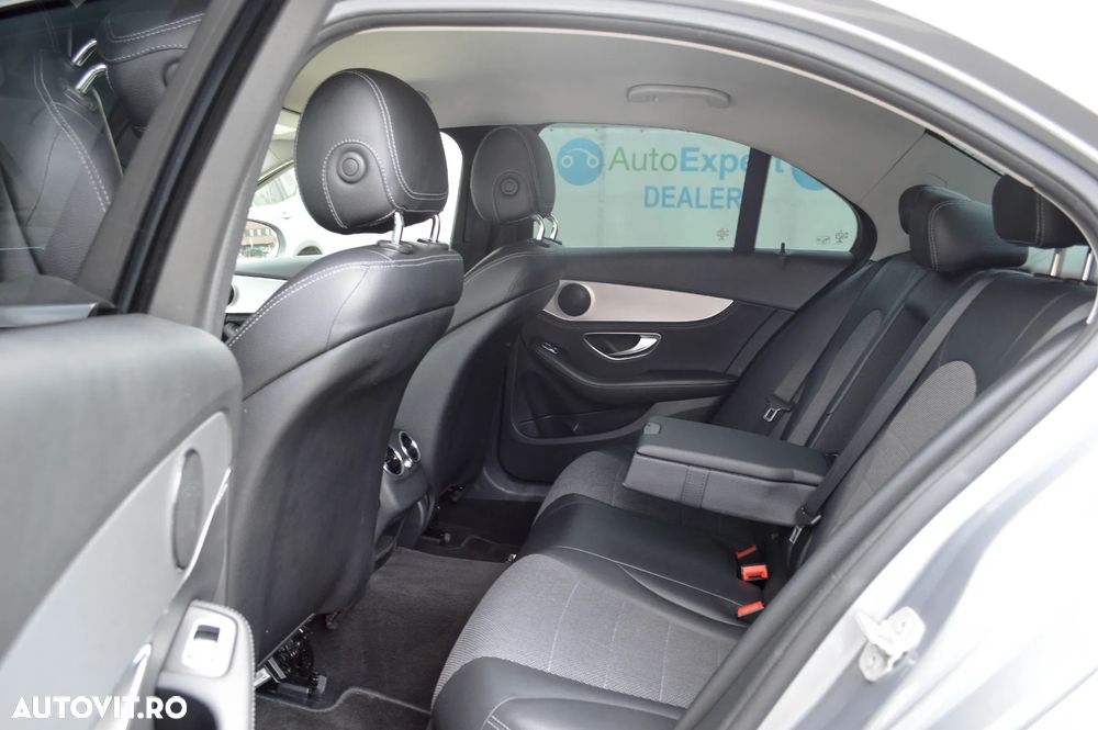 Mercedes-Benz C 180 (BlueTEC) d 7G-TRONIC Avantgarde - 29