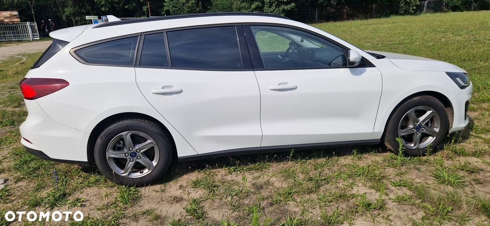 Ford Focus 1.5 EcoBlue Connected - 4