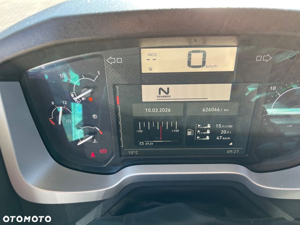 Renault T480 HIGH Sleeper XLOW - 13