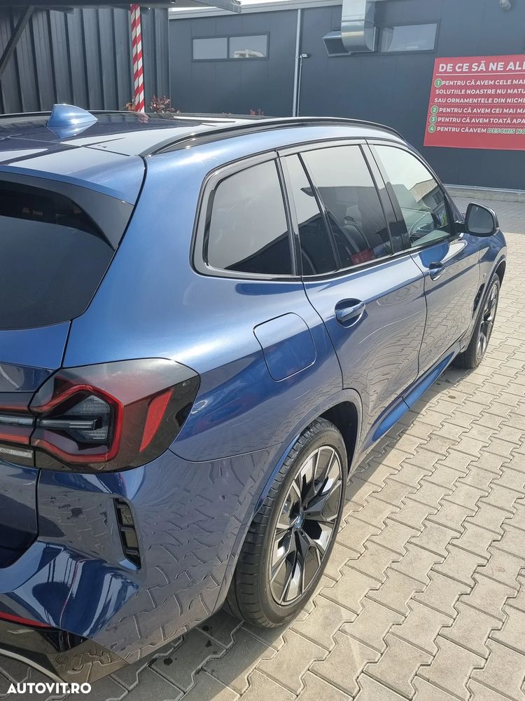 BMW iX3 - 6