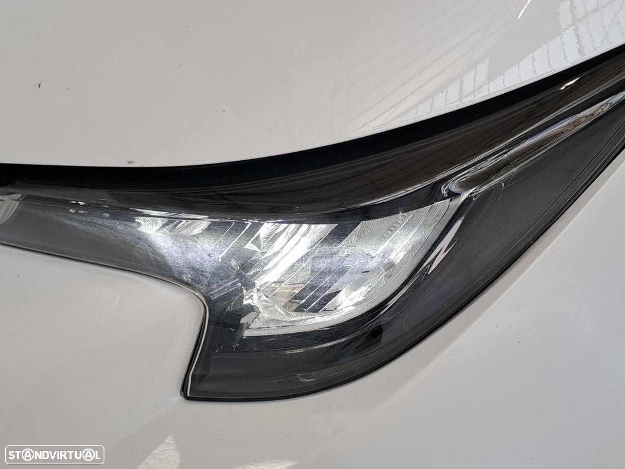 Toyota Corolla 1.8 Hybrid Comfort - 25