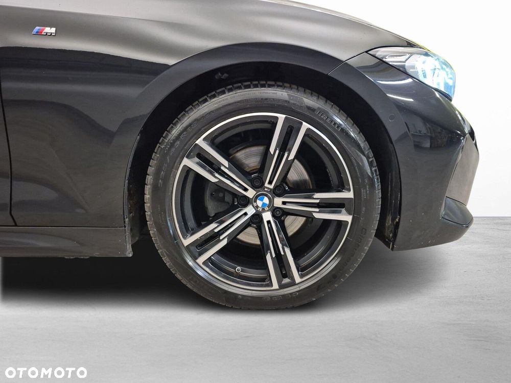 BMW Seria 3 320d xDrive mHEV M Sport - 10