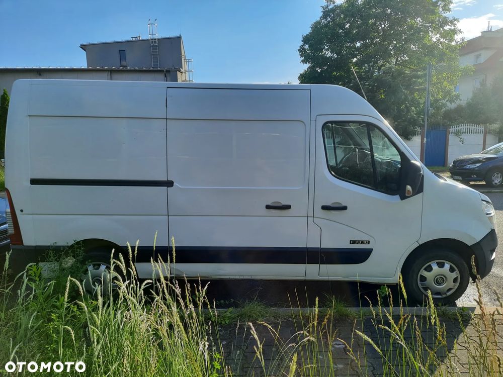 Nissan NV 400 - 5