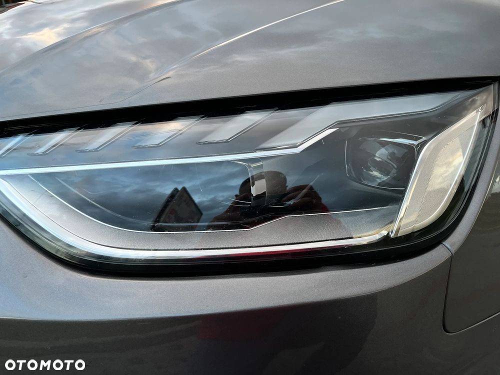 Audi A4 Avant - 13