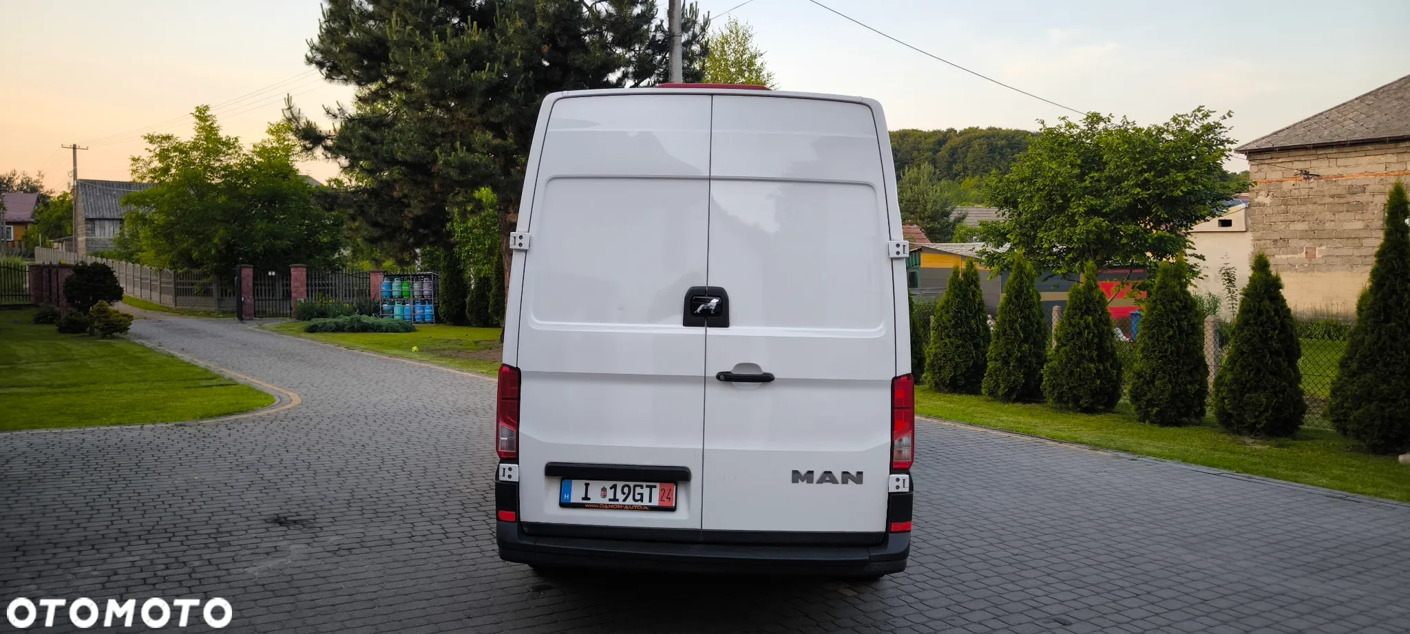 MAN TGE 3.180 - 4