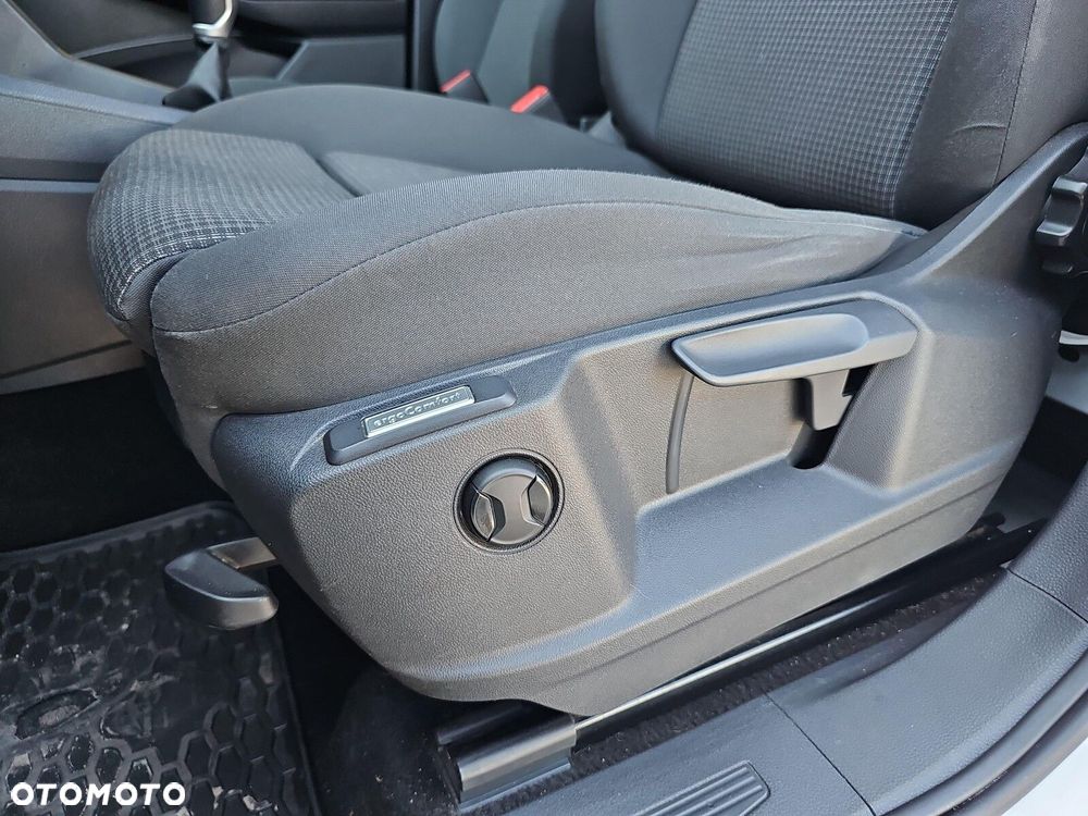 Volkswagen Caddy - 24
