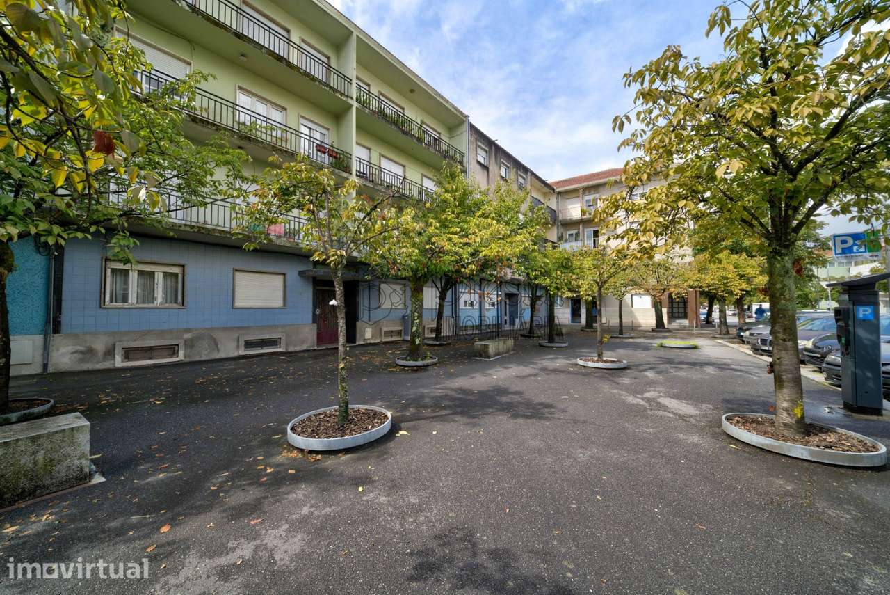 Apartamento T3 Remodelado na Cidade - Grande imagem: 2/15