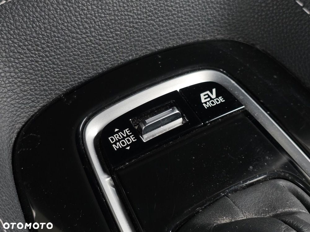Toyota Corolla 2.0 Hybrid Comfort - 17