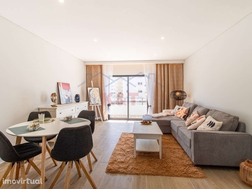 T2 na Praia da Rocha totalmente Remodelado - Grande imagem: 5/29