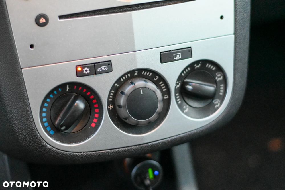 Opel Corsa 1.2 16V EcoFLEX Satellite - 12