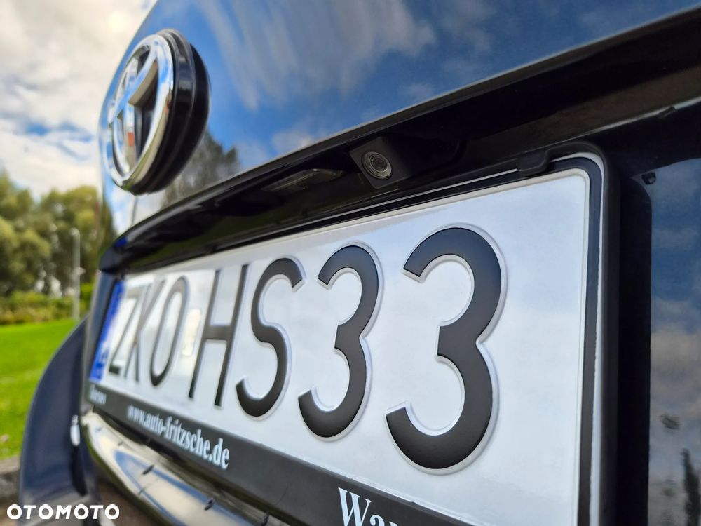 Toyota Auris 1.6 Premium - 16