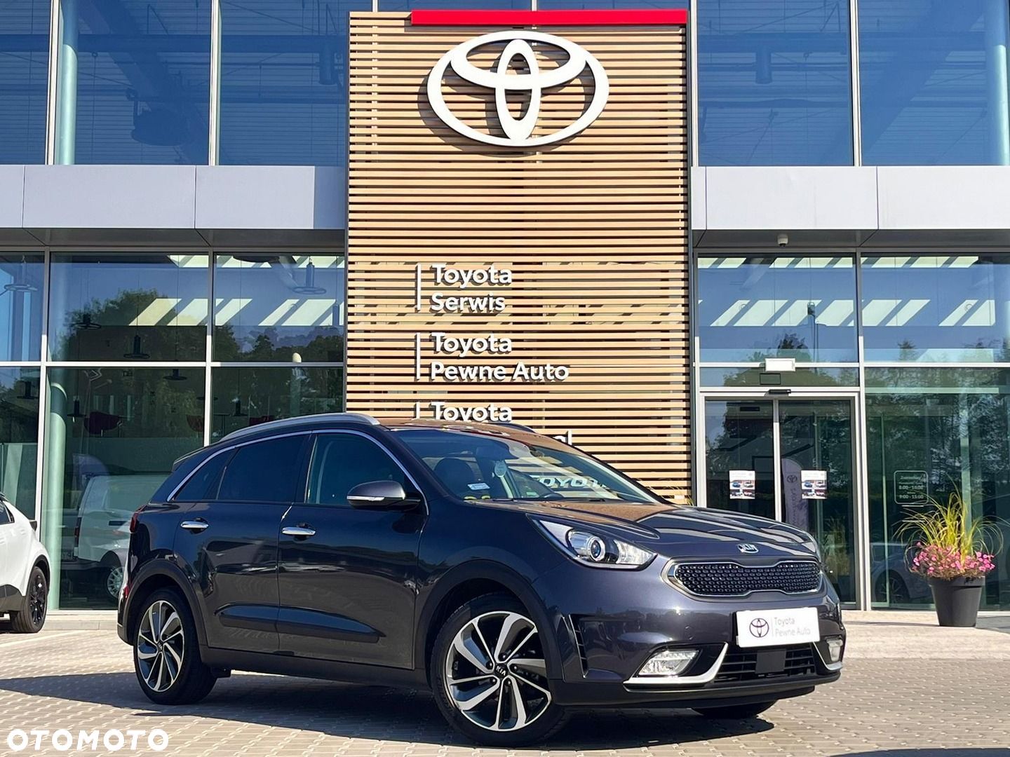 Kia Niro 1.6 GDI Hybrid L - 1