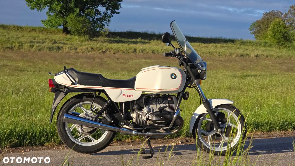 BMW R - 1