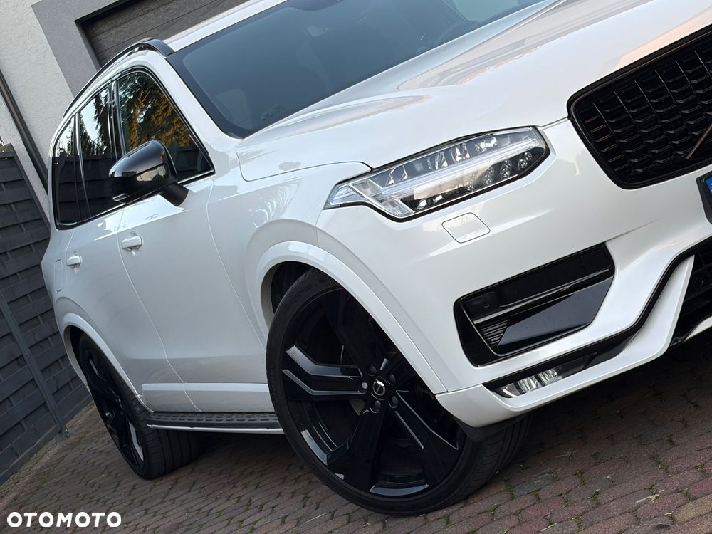 Volvo XC 90 - 9