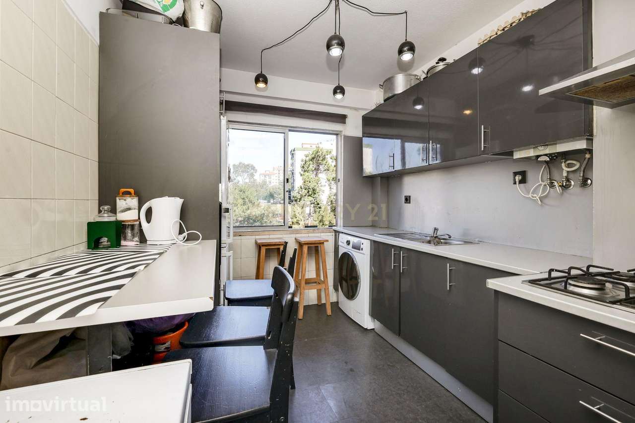 Apartamento T2 na Rinchoa - Rio de Mouro - Grande imagem: 2/19